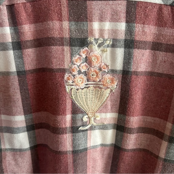 Juniors Glamor Flannel with Embroidered Lace Mesh - Picture 3 of 4